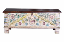 Giner y Colomer Coffre de rangement en bois de manguier, finition multicolore lavée pastel, détails fer, 45 x 116 x 40 cm